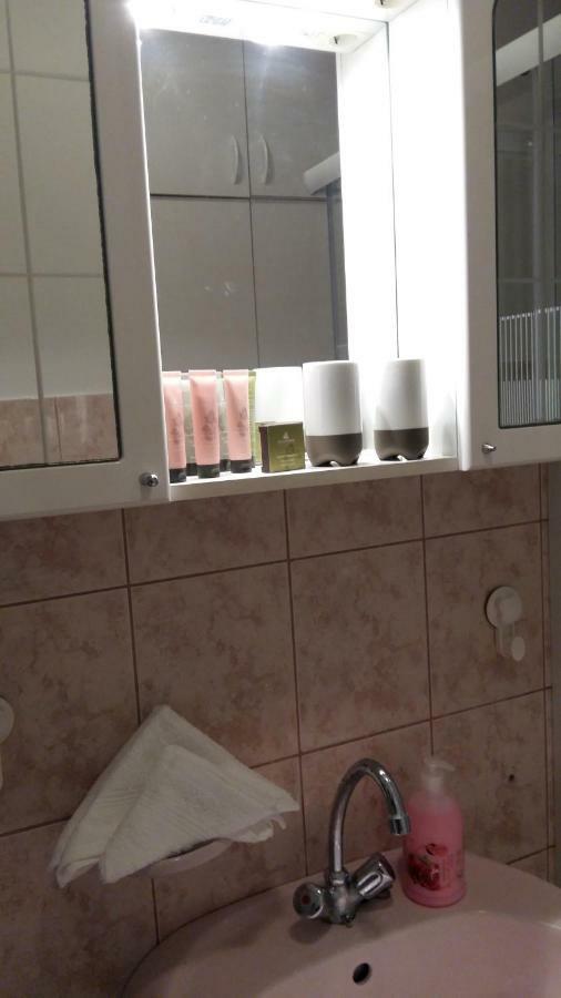 נג'קניז'ה Heni Apartman מראה חיצוני תמונה