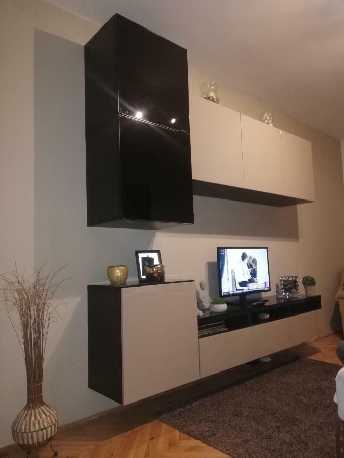 נג'קניז'ה Heni Apartman מראה חיצוני תמונה