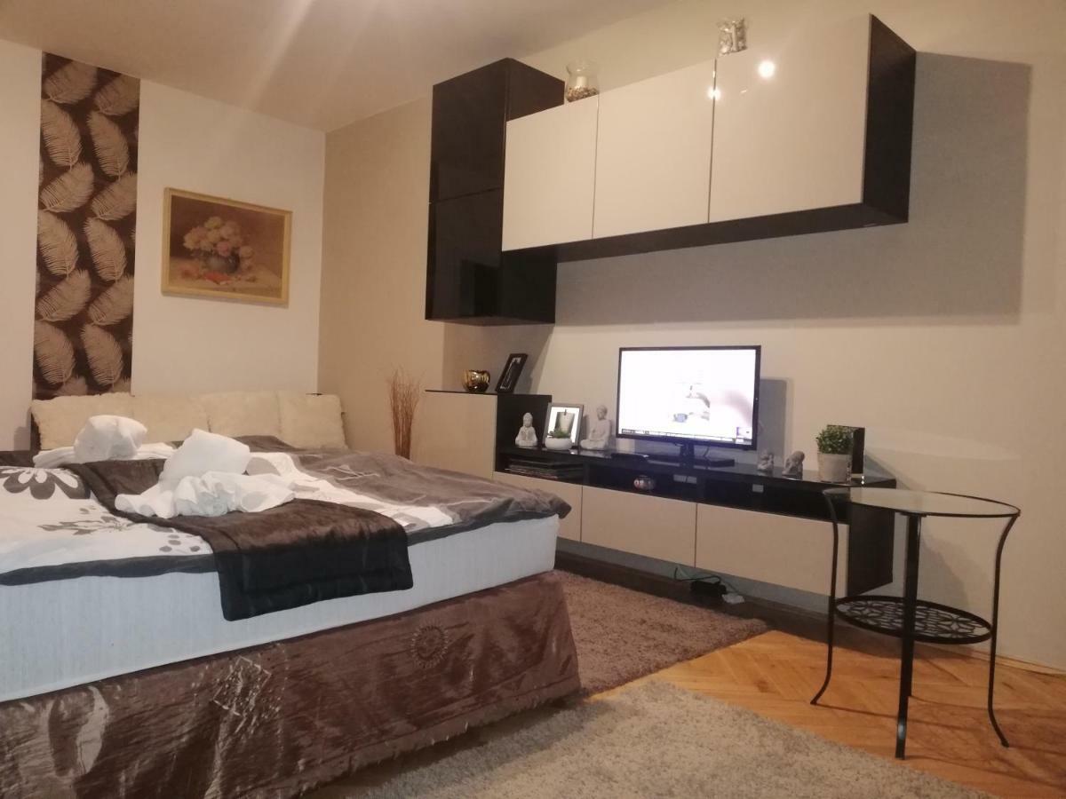 נג'קניז'ה Heni Apartman מראה חיצוני תמונה